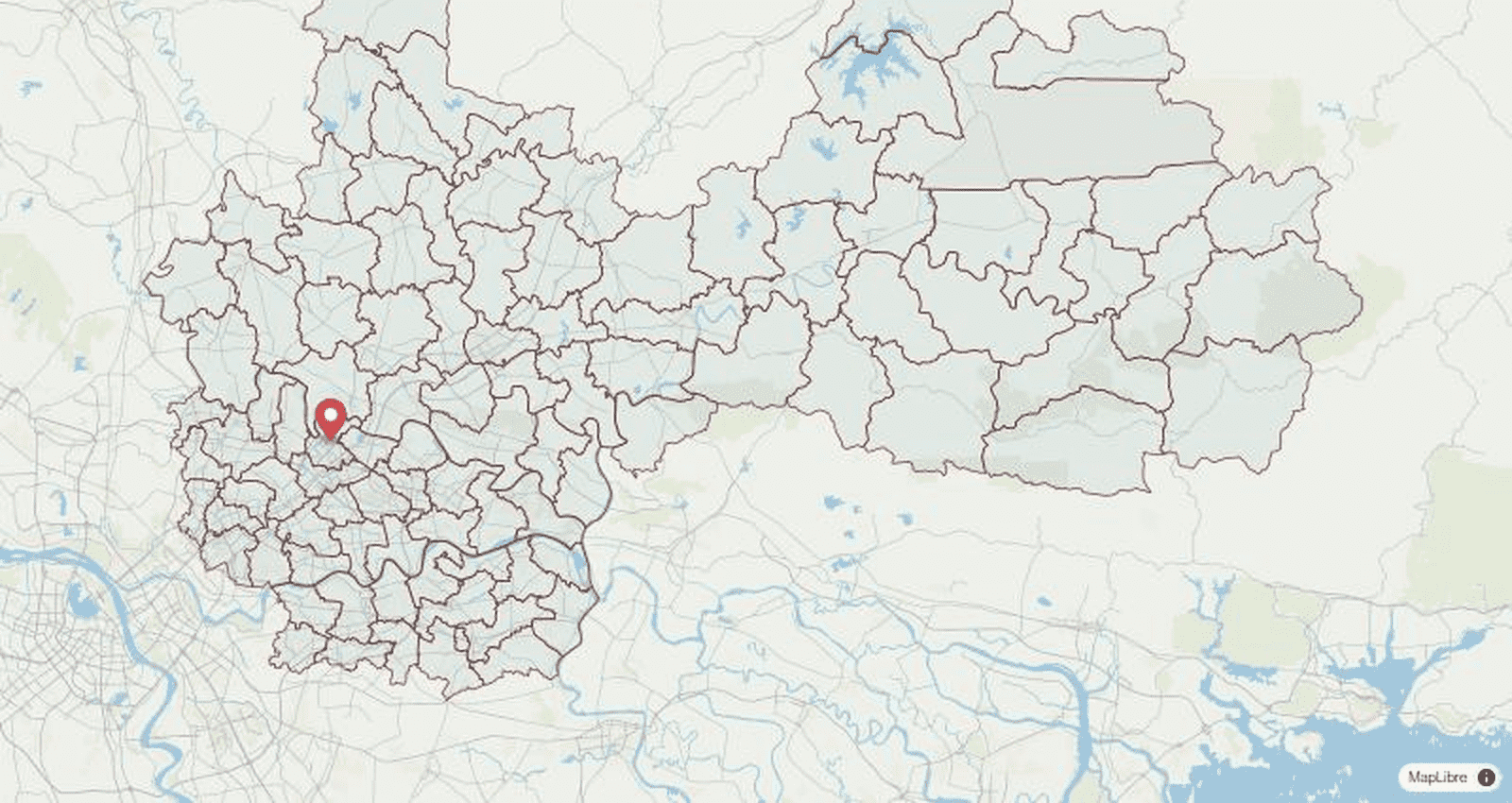 Basemap and real administrative unit boundaries – screenshot from the system